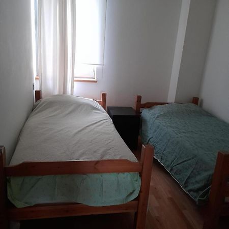Three Bedroom Flat At Ocean Village غيبرالتار المظهر الخارجي الصورة